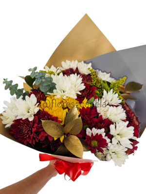 20240504_152823-EditLETRA Bouquet con flores variadas y follaje silvestre